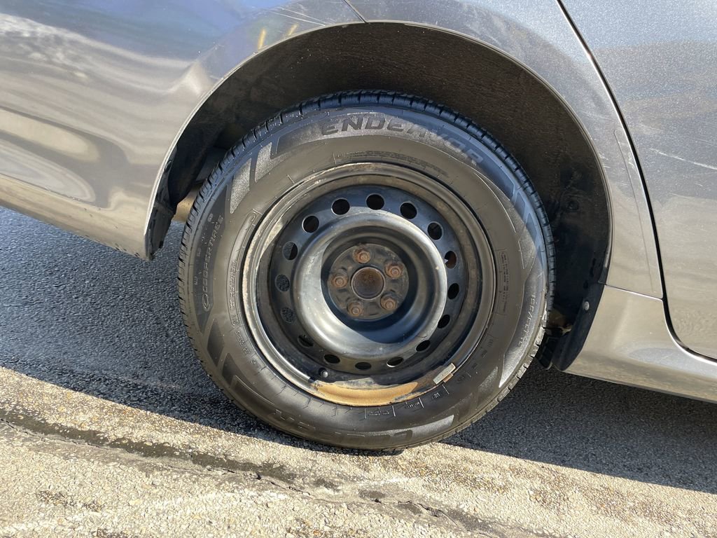 Used 2013 Toyota Corolla L image 12