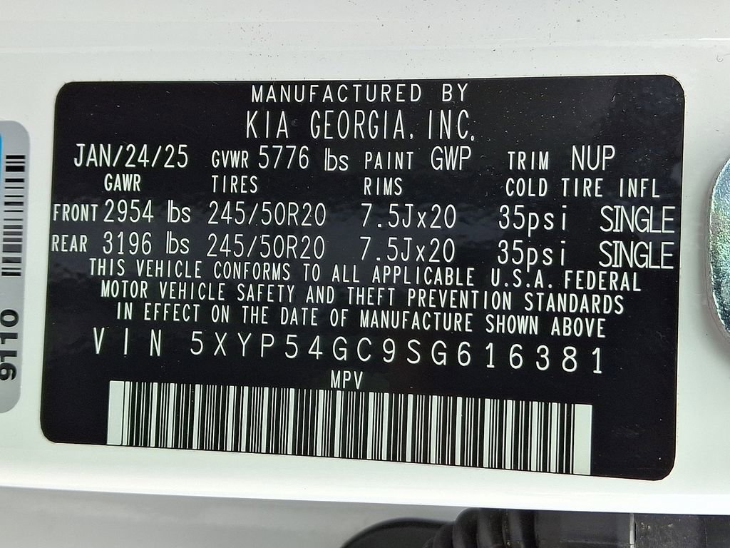 Used 2025 Kia Telluride SX w/ SX Captain's Chair Package image 30