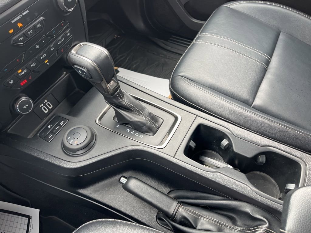 Used 2019 Ford Ranger Lariat w/ Black Appearance Package image 19