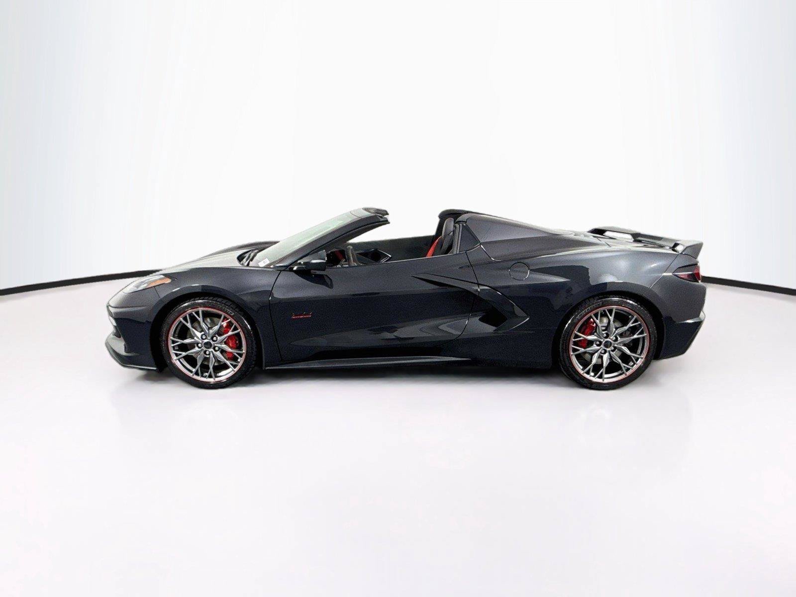 Used 2023 Chevrolet Corvette Stingray Premium Conv w/ Z51 Performance Package RWD image 17