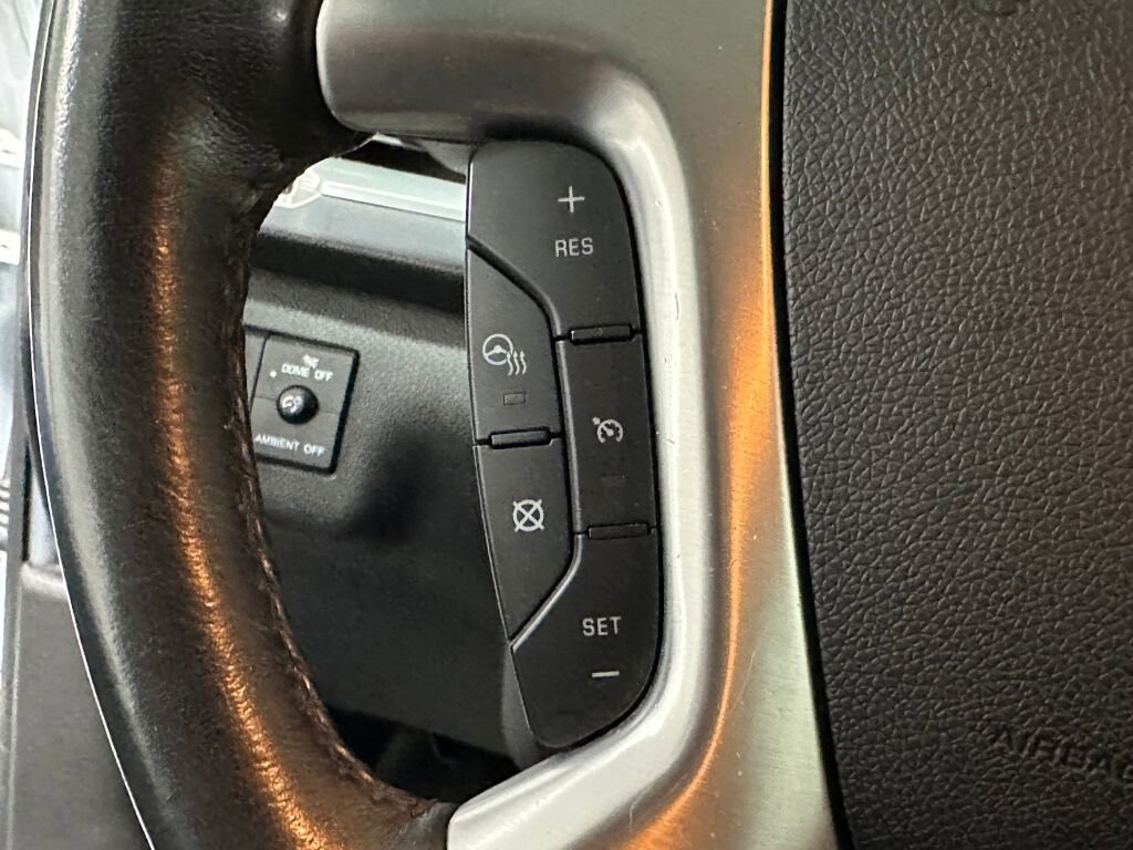 Used 2017 GMC Acadia Limited SLT image 17