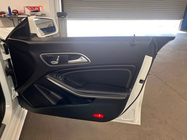 Used 2018 Mercedes-Benz CLA 250 image 12