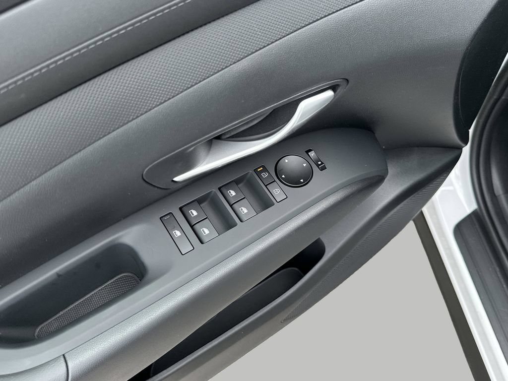 New 2026 Hyundai Tucson SEL FWD image 15