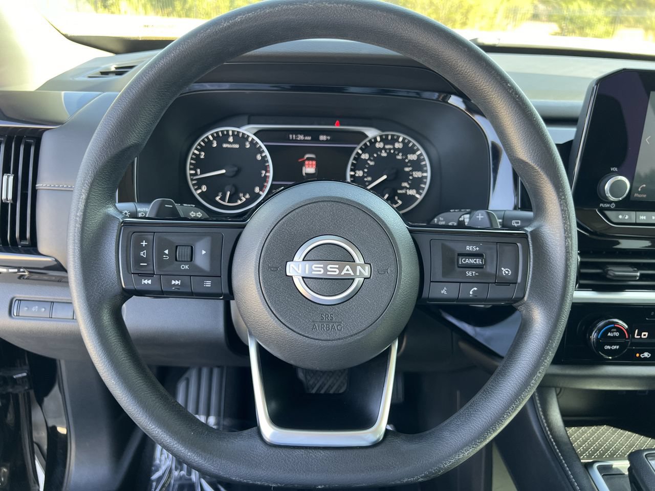 Used 2022 Nissan Pathfinder S FWD image 10