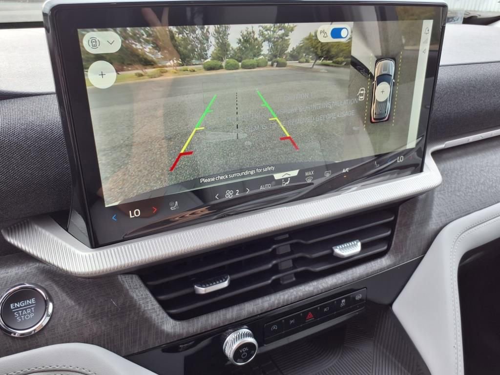 New 2025 Ford Explorer Platinum w/ Ultimate Package image 19