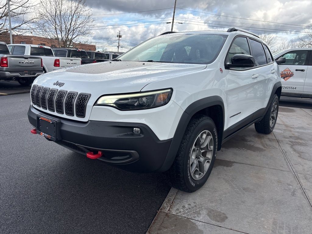 Used 2022 Jeep Cherokee Trailhawk w/ Comfort/Convenience Group AWD/4WD image 8