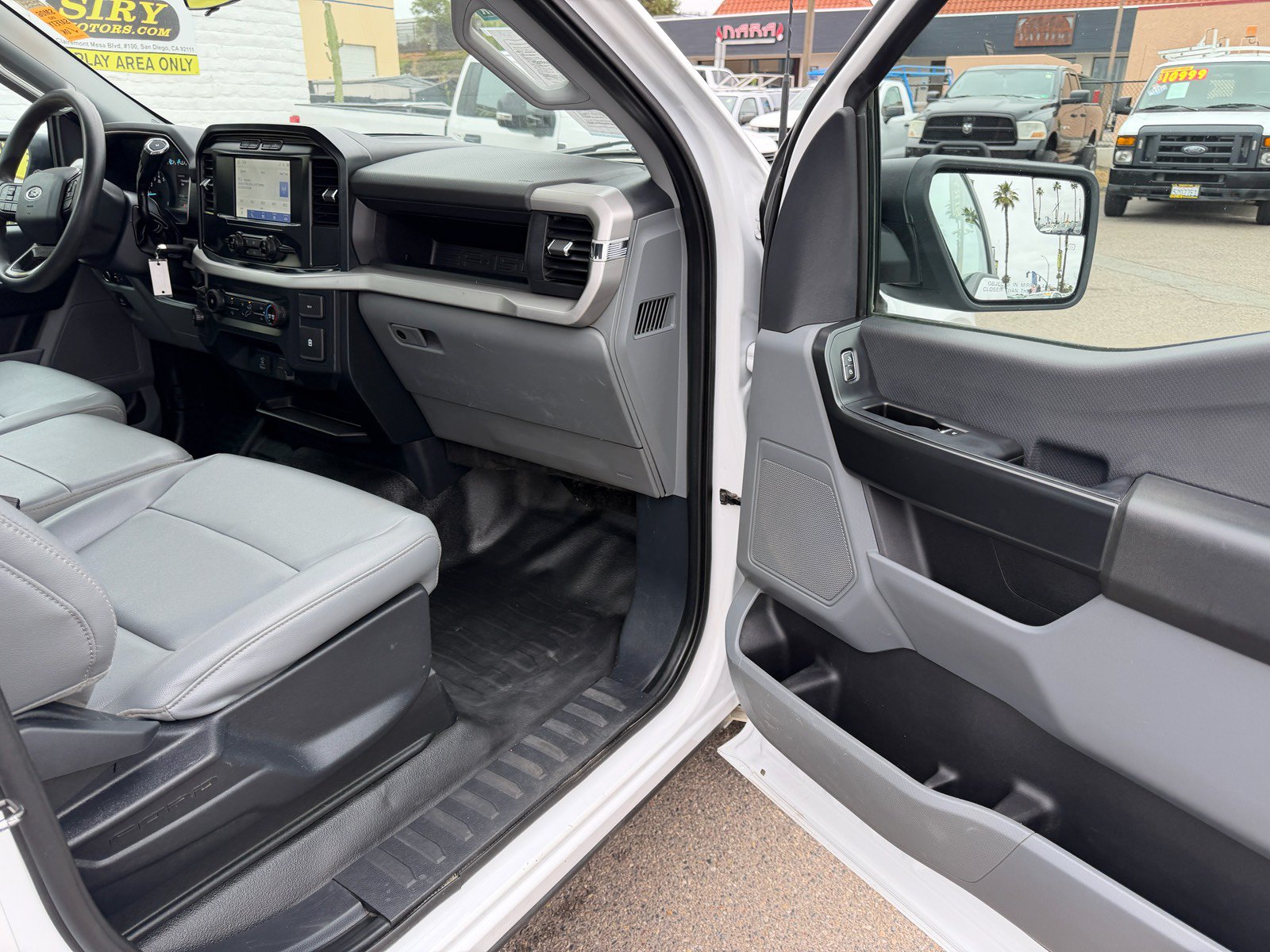 Used 2022 Ford F150 XL w/ Equipment Group 101A High RWD image 9