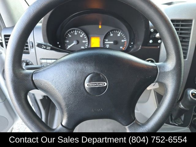 Used 2017 Freightliner Sprinter 2500 image 24