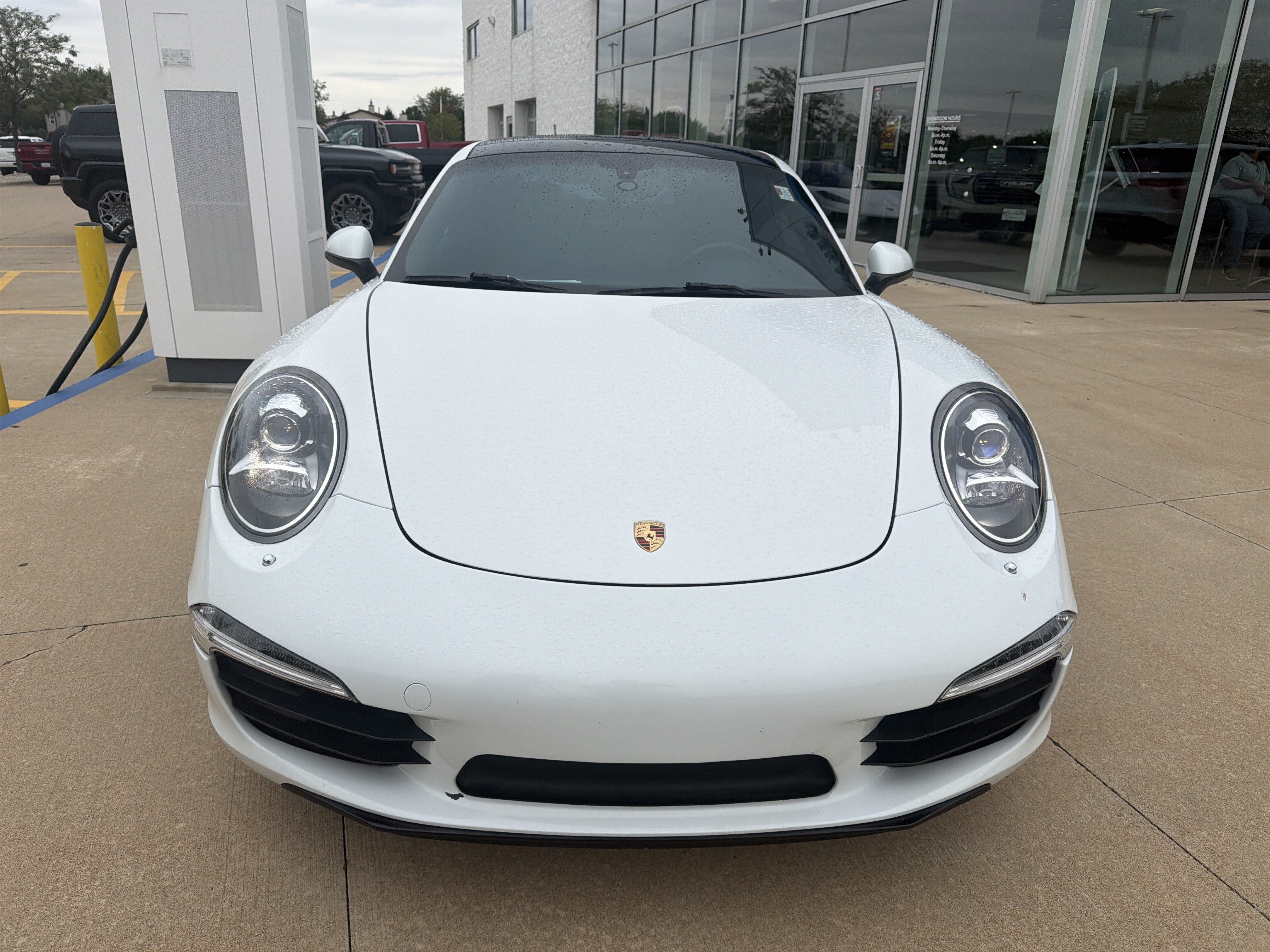 Used 2014 Porsche 911 Carrera RWD image 2