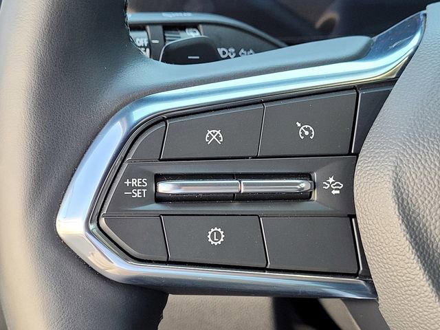 Used 2026 Chevrolet Equinox LT image 24