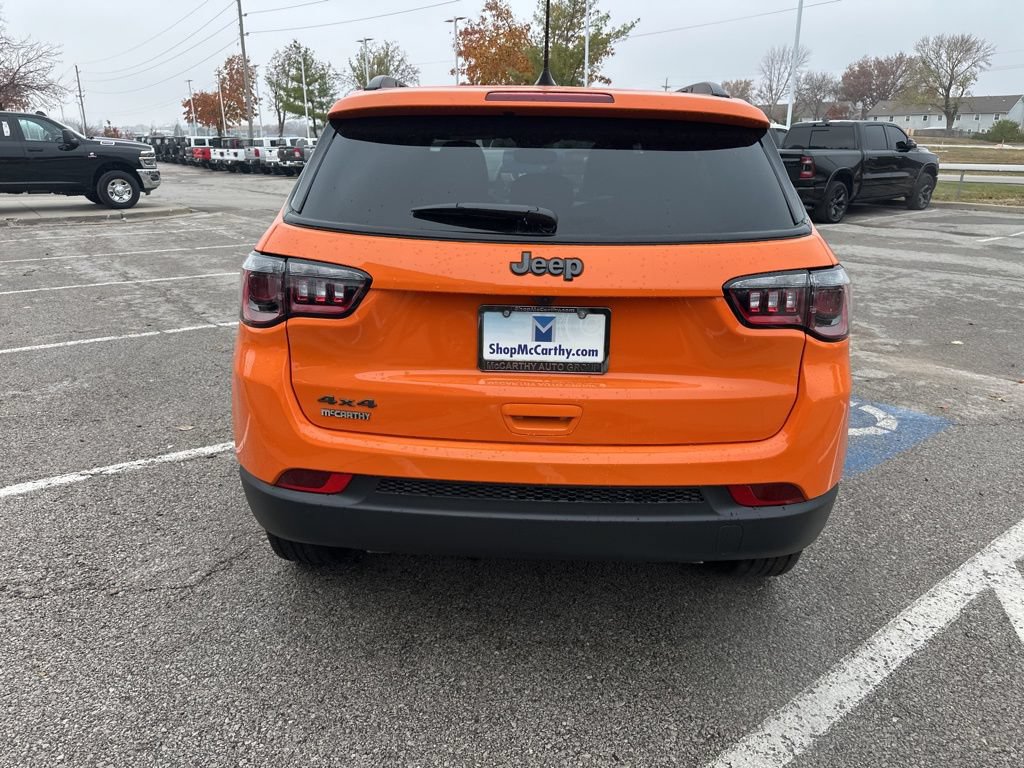 New 2026 Jeep Compass Latitude AWD/4WD image 25