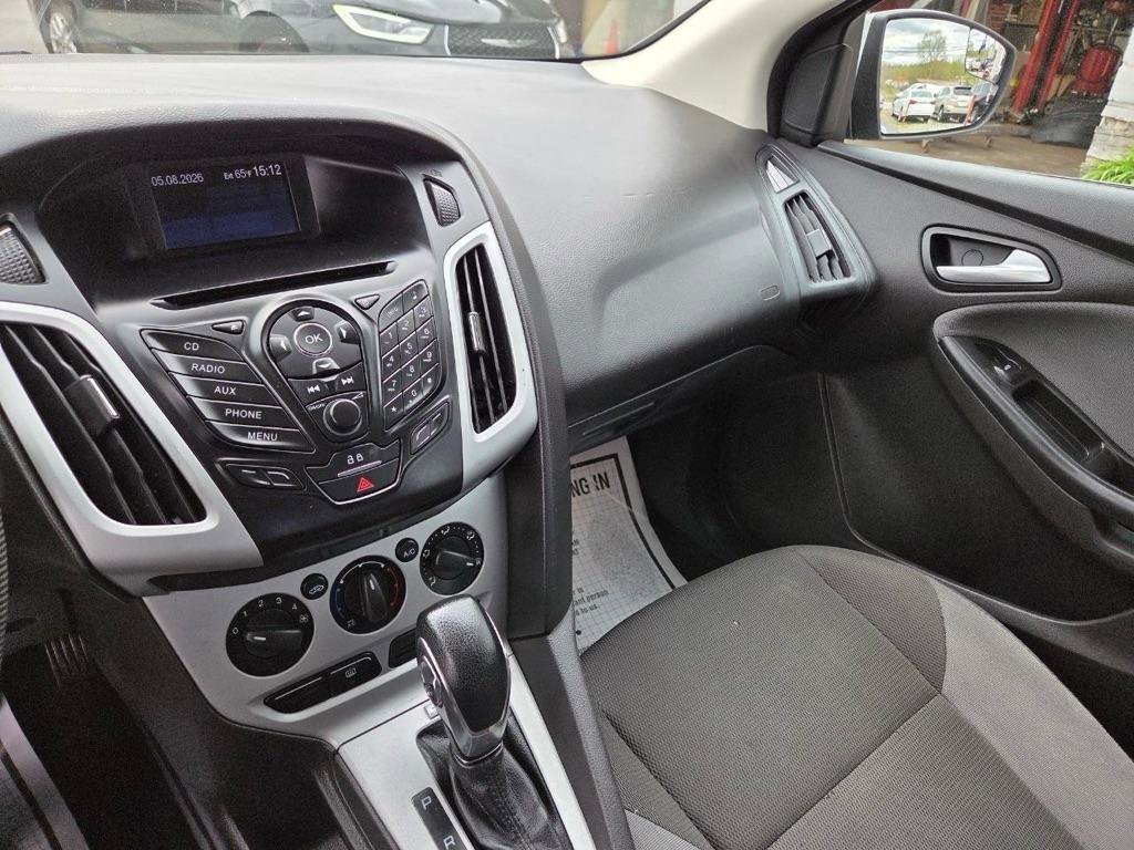 Used 2013 Ford Focus SE FWD image 15