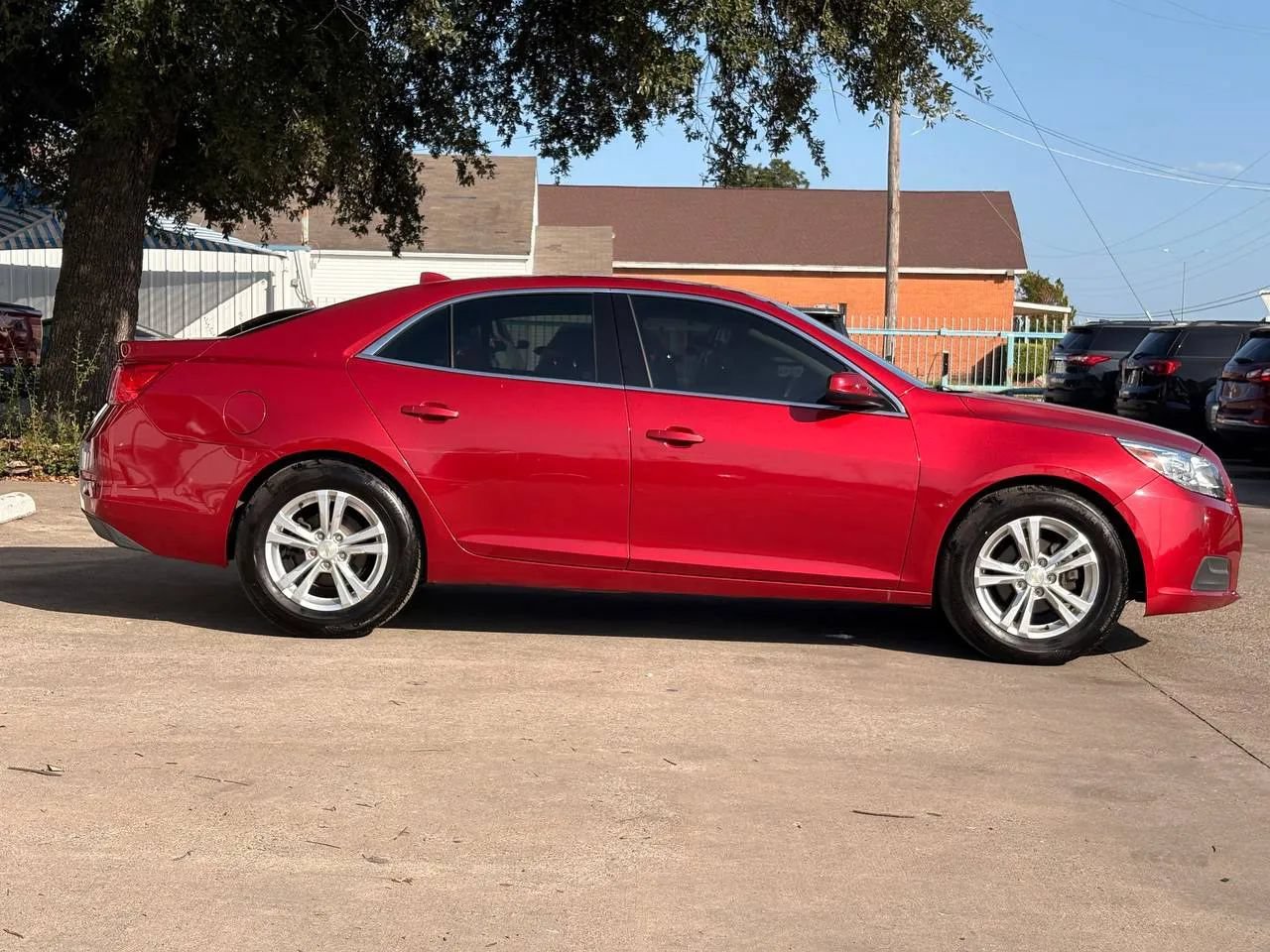 Used 2013 Chevrolet Malibu Eco w/ Power Convenience Package FWD image 2