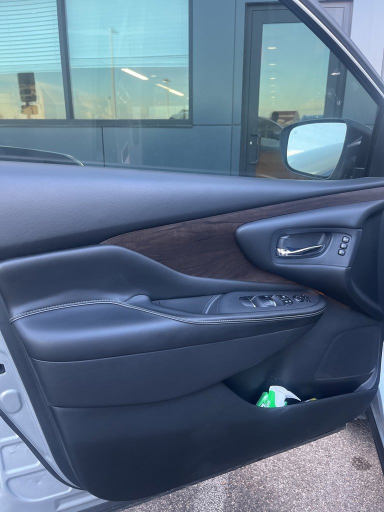 Used 2020 Nissan Murano Platinum w/ Cargo Package image 5