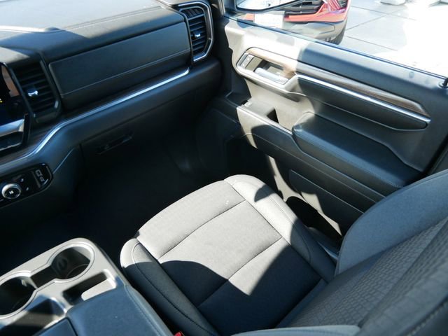 Used 2023 Chevrolet Silverado 1500 LT AWD/4WD image 11