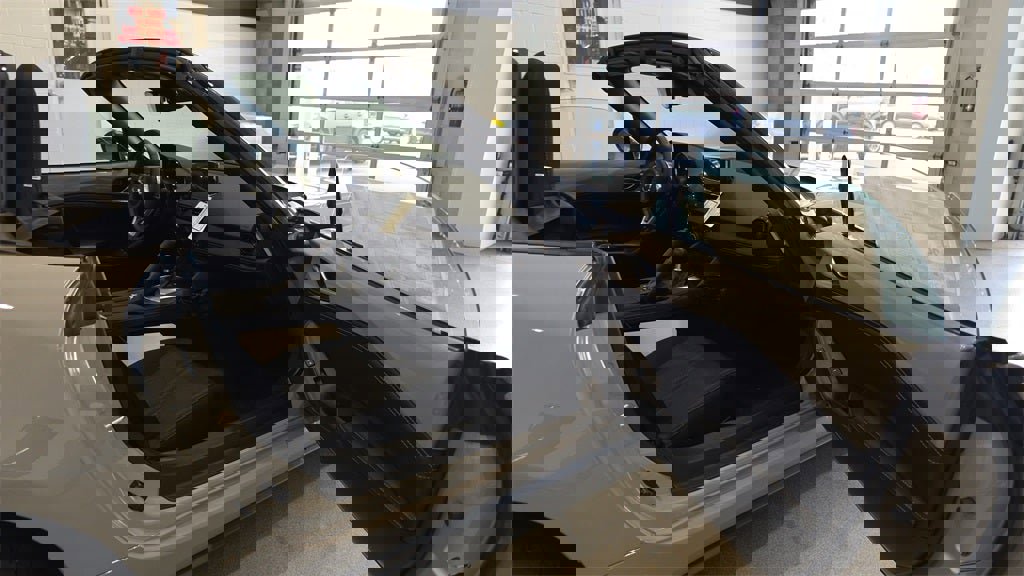 New 2025 MAZDA MX-5 Miata Club image 12