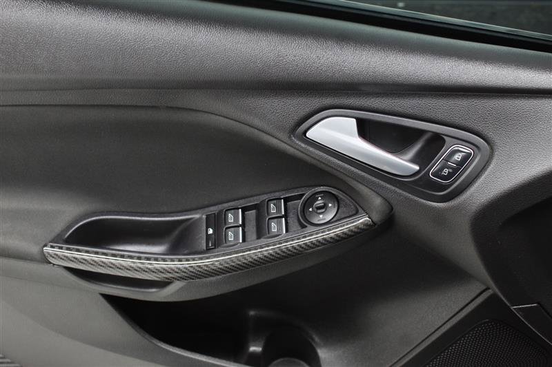 Used 2016 Ford Focus ST w/ Equipment Group 402A FWD image 15