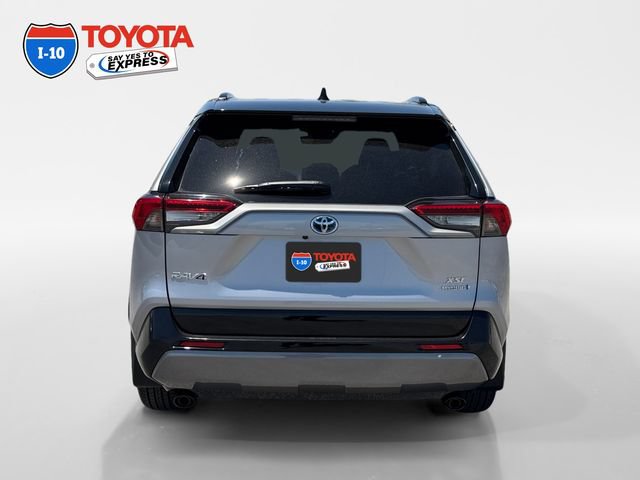 Certified 2021 Toyota RAV4 XSE w/ XSE Grade Weather Package AWD/4WD image 4