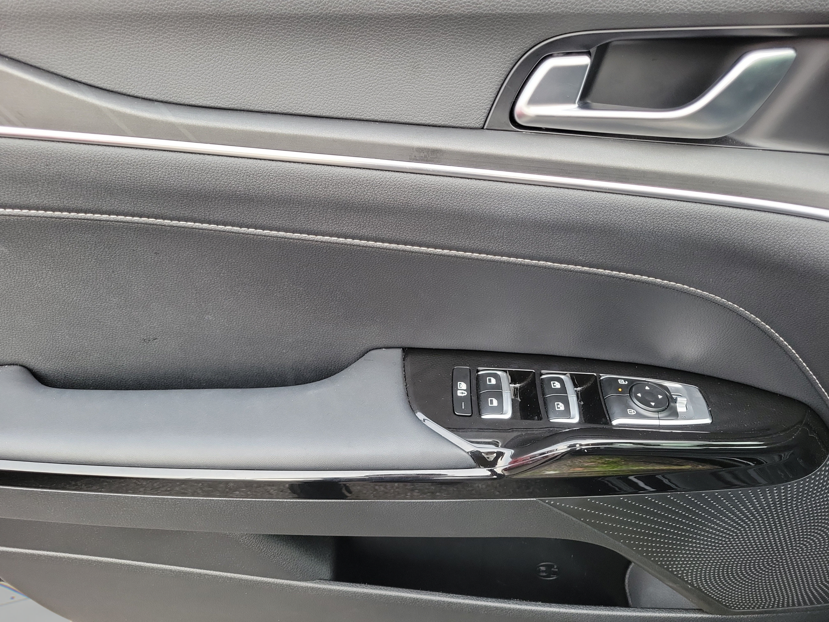 Certified 2025 Kia K5 GT-Line FWD image 13