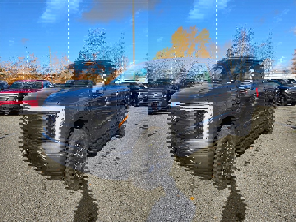 New 2025 Ford F150 Lightning Flash