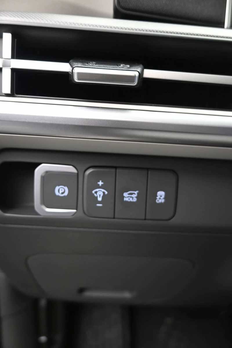 New 2026 Hyundai Santa Fe SEL image 20