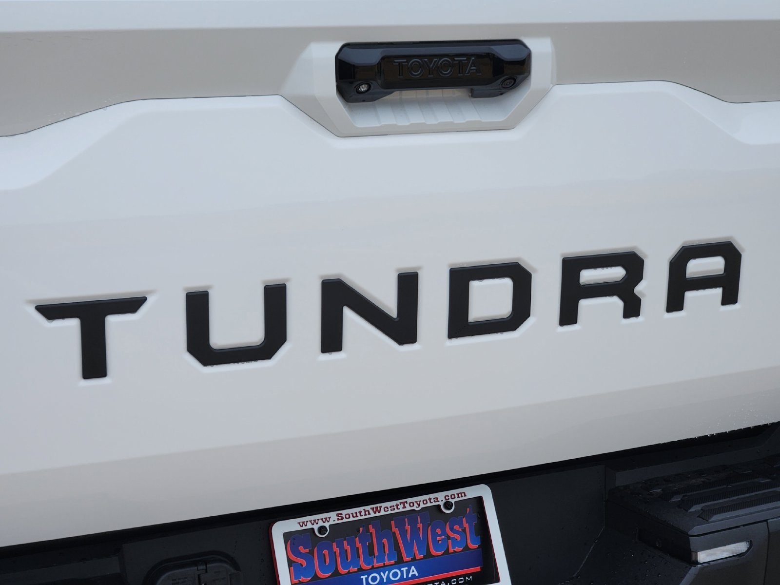 New 2026 Toyota Tundra Limited w/ Limited PVM Package AWD/4WD image 10