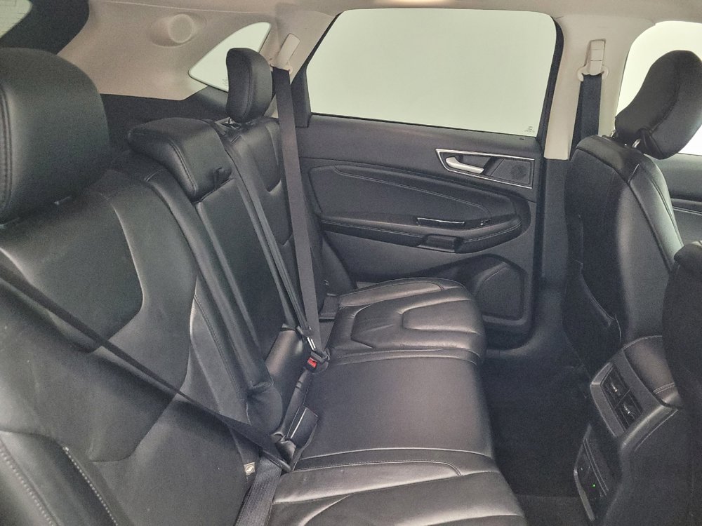Used 2019 Ford Edge Titanium w/ Cold Weather Package AWD/4WD image 19