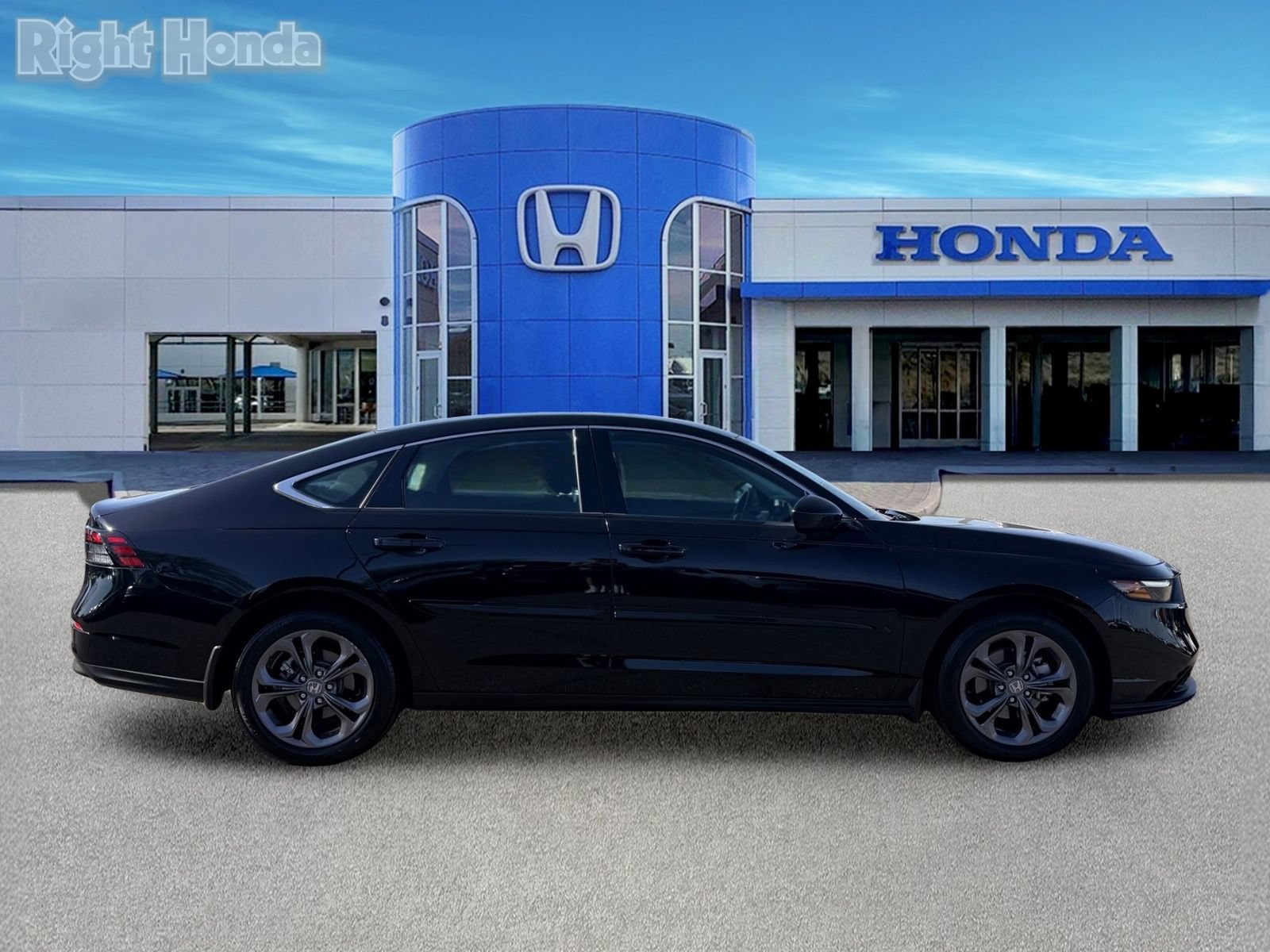 Used 2023 Honda Accord EX image 8