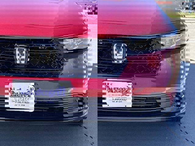 Certified 2025 Honda Accord LX image 7