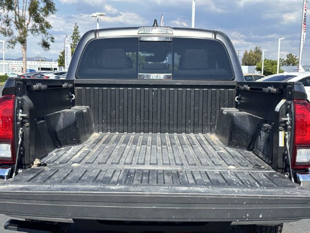 Used 2023 Toyota Tacoma SR5 RWD image 28