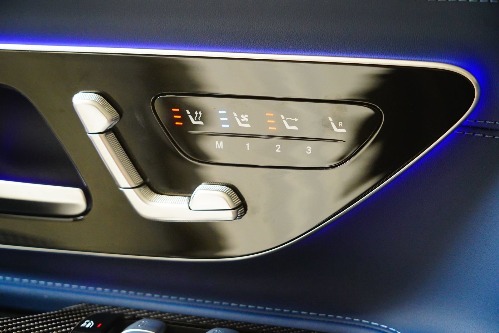 Certified 2026 Mercedes-Benz SL 63 AMG 4MATIC image 33