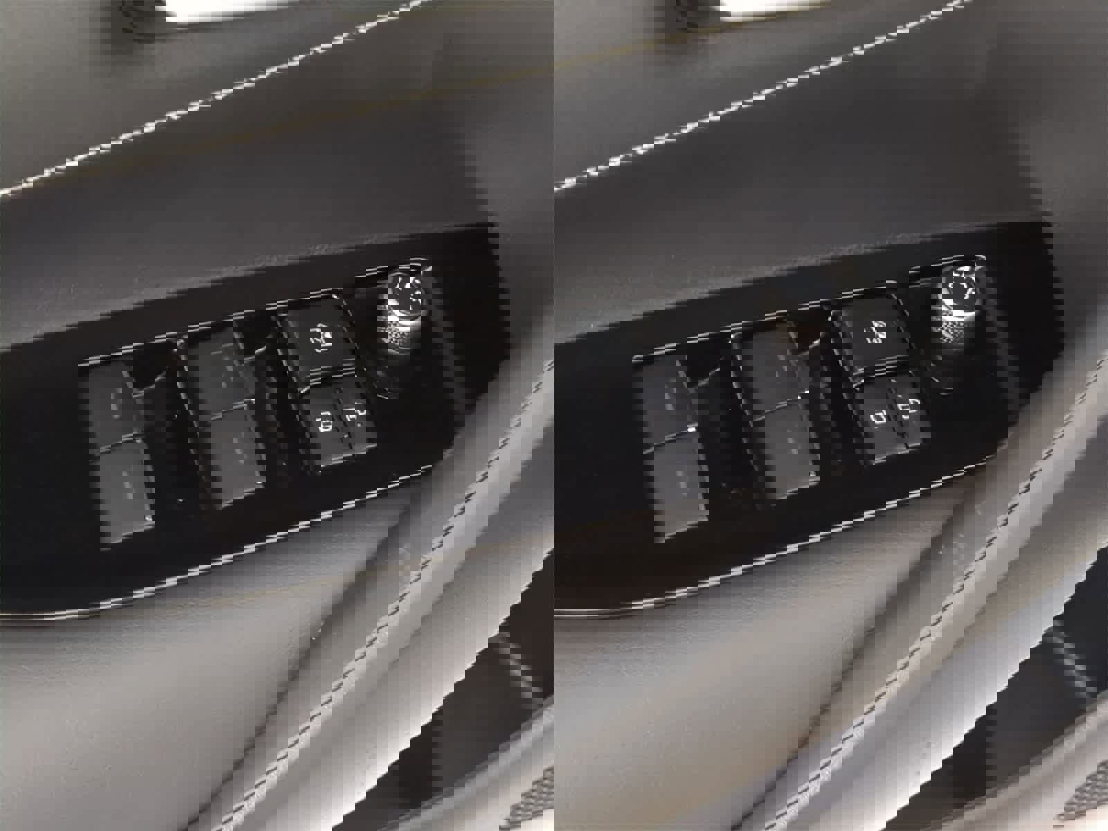 Used 2021 Toyota Corolla SE image 16