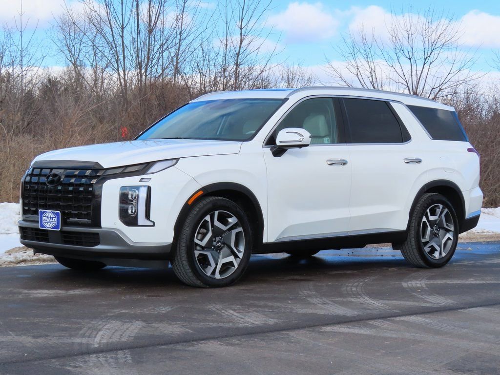 Used 2024 Hyundai Palisade Limited image 23