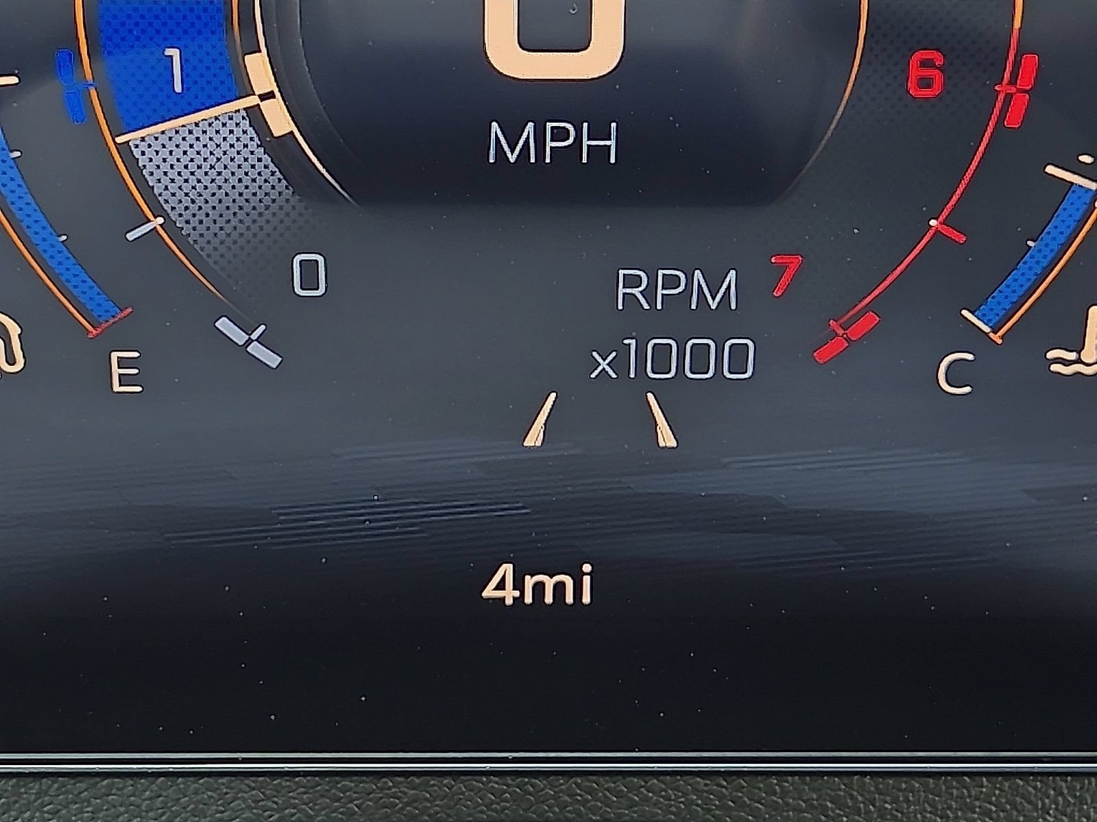 New 2027 Chevrolet Traverse RS FWD image 23