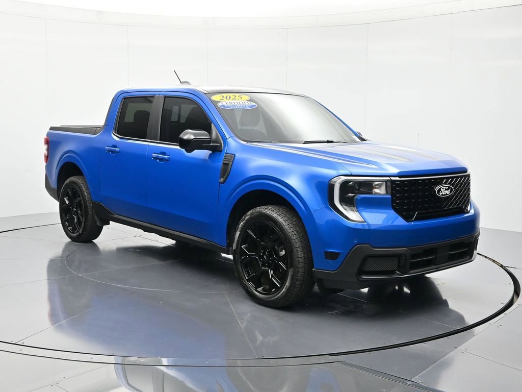 Certified 2025 Ford Maverick Lariat w/ Black Appearance Package AWD/4WD image 3