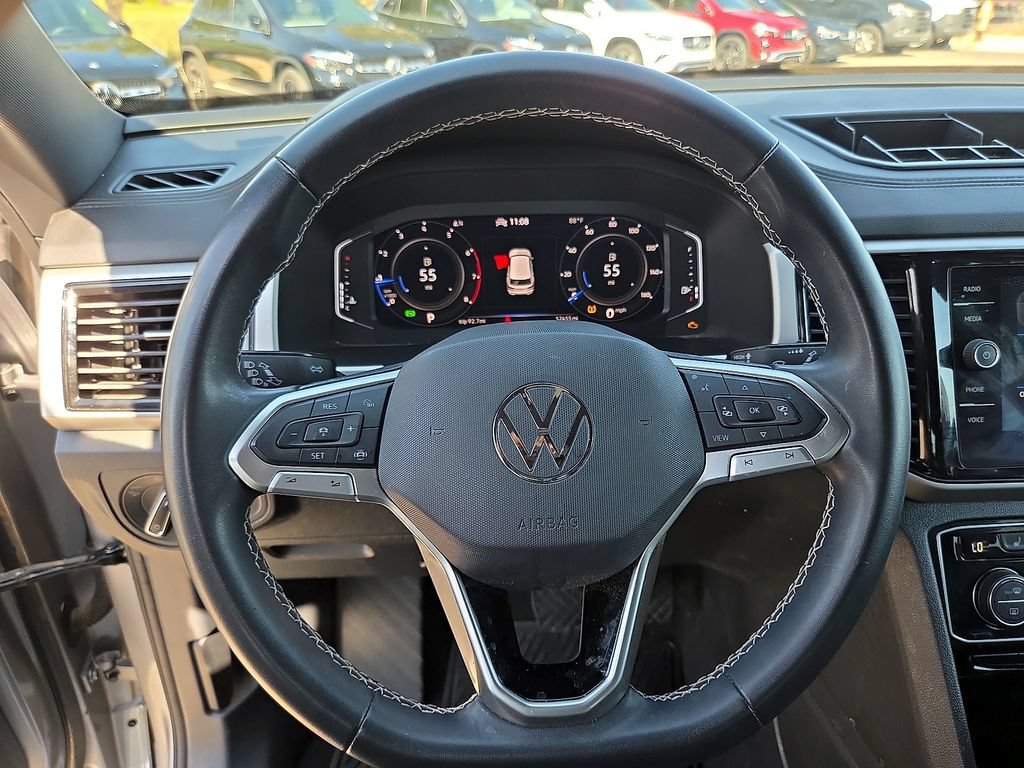 Used 2022 Volkswagen Atlas Cross Sport SE FWD image 21
