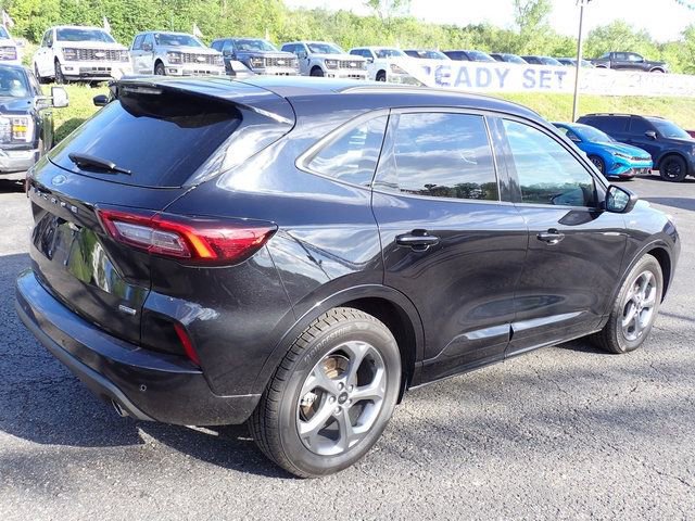 Used 2023 Ford Escape ST-Line w/ Equipment Group 301A FWD image 6