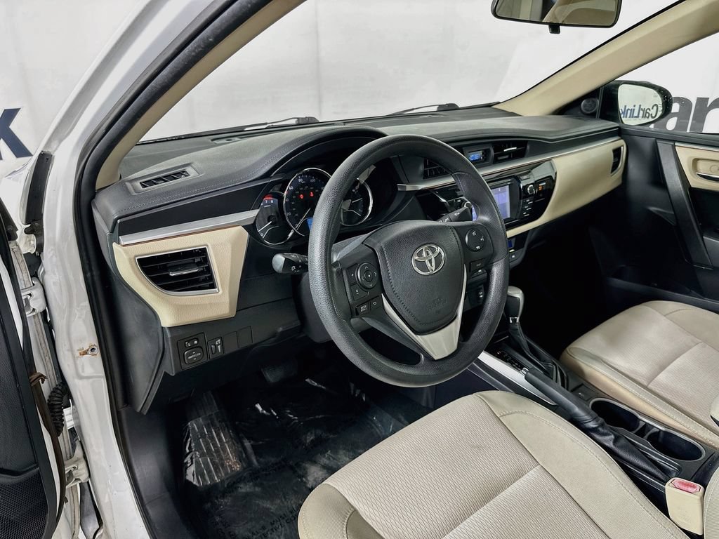 Used 2014 Toyota Corolla LE FWD image 10