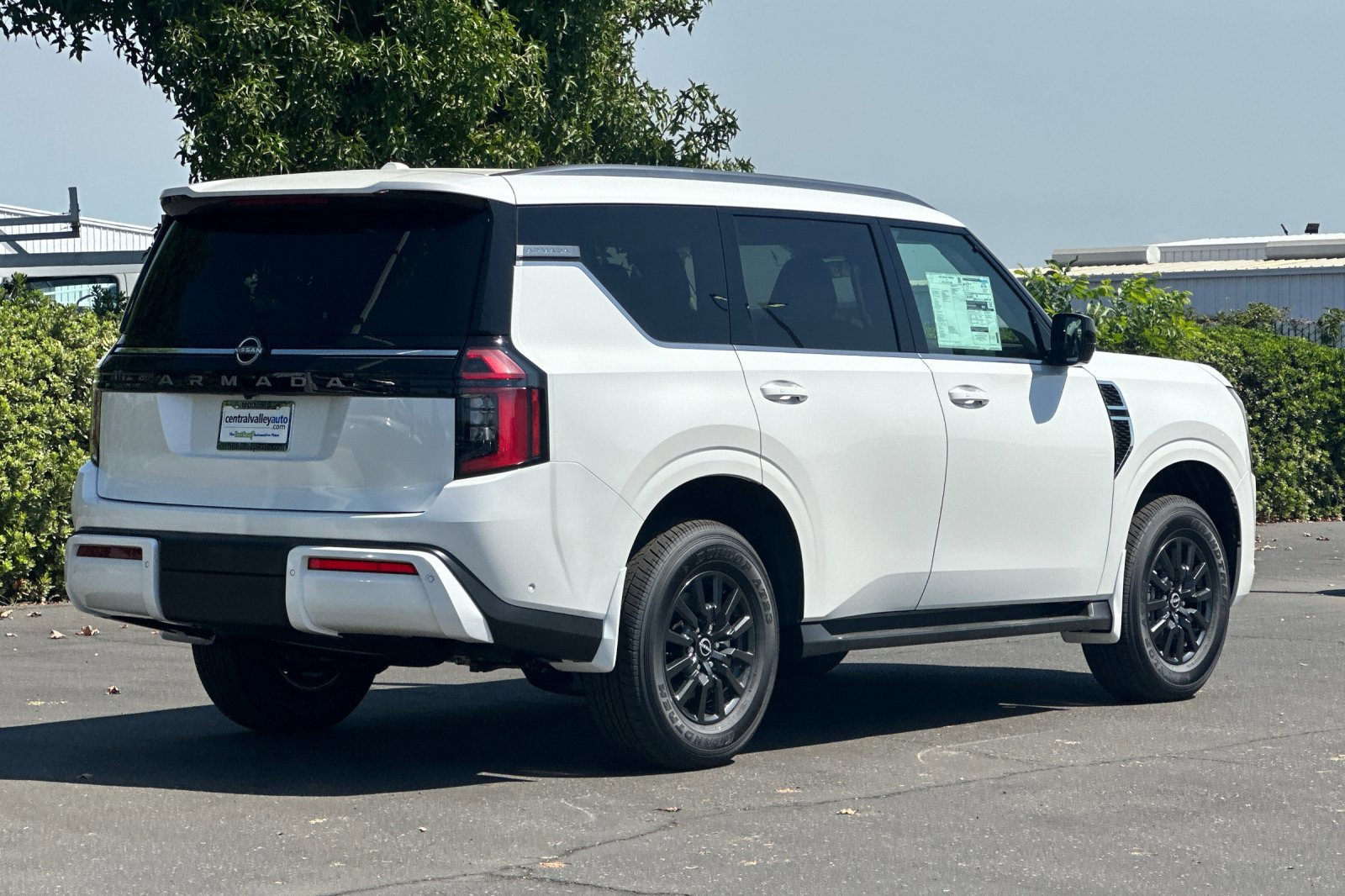 New 2026 Nissan Armada SV image 4