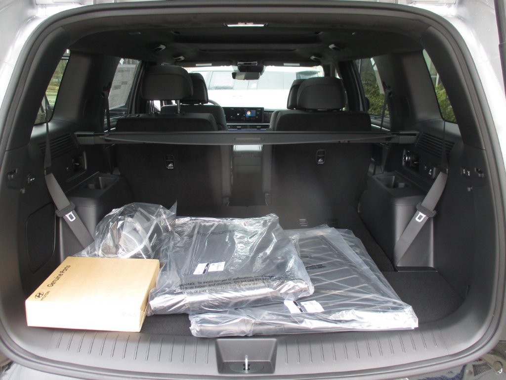 New 2026 Hyundai Santa Fe Calligraphy AWD/4WD image 4