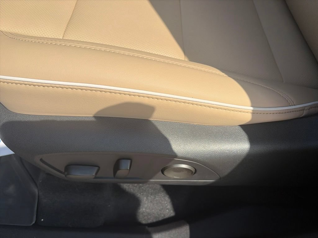 New 2027 Buick Enclave Preferred w/ LPO, Floor Liner Package AWD/4WD image 18