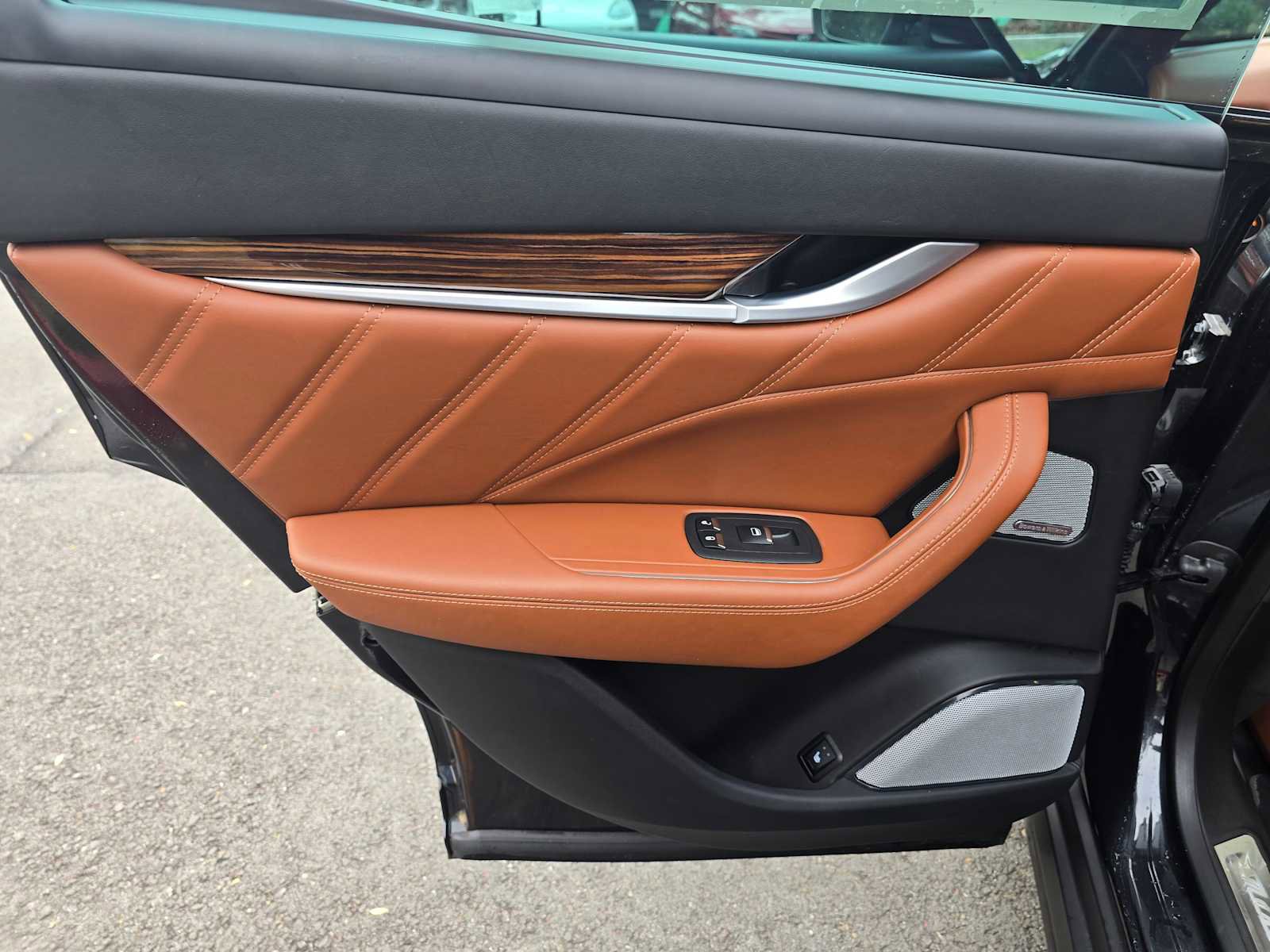 Used 2020 Maserati Levante S GranLusso image 20