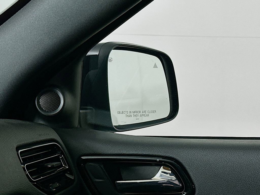 Certified 2023 Dodge Durango R/T image 29