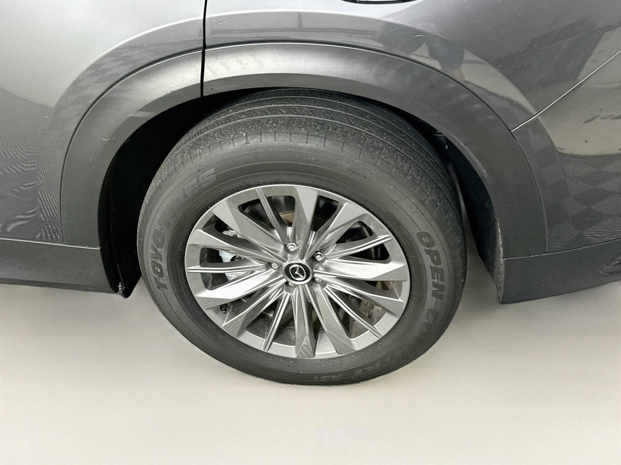 Used 2024 MAZDA CX-90 Plug-In Hybrid w/ Preferred AWD/4WD image 11