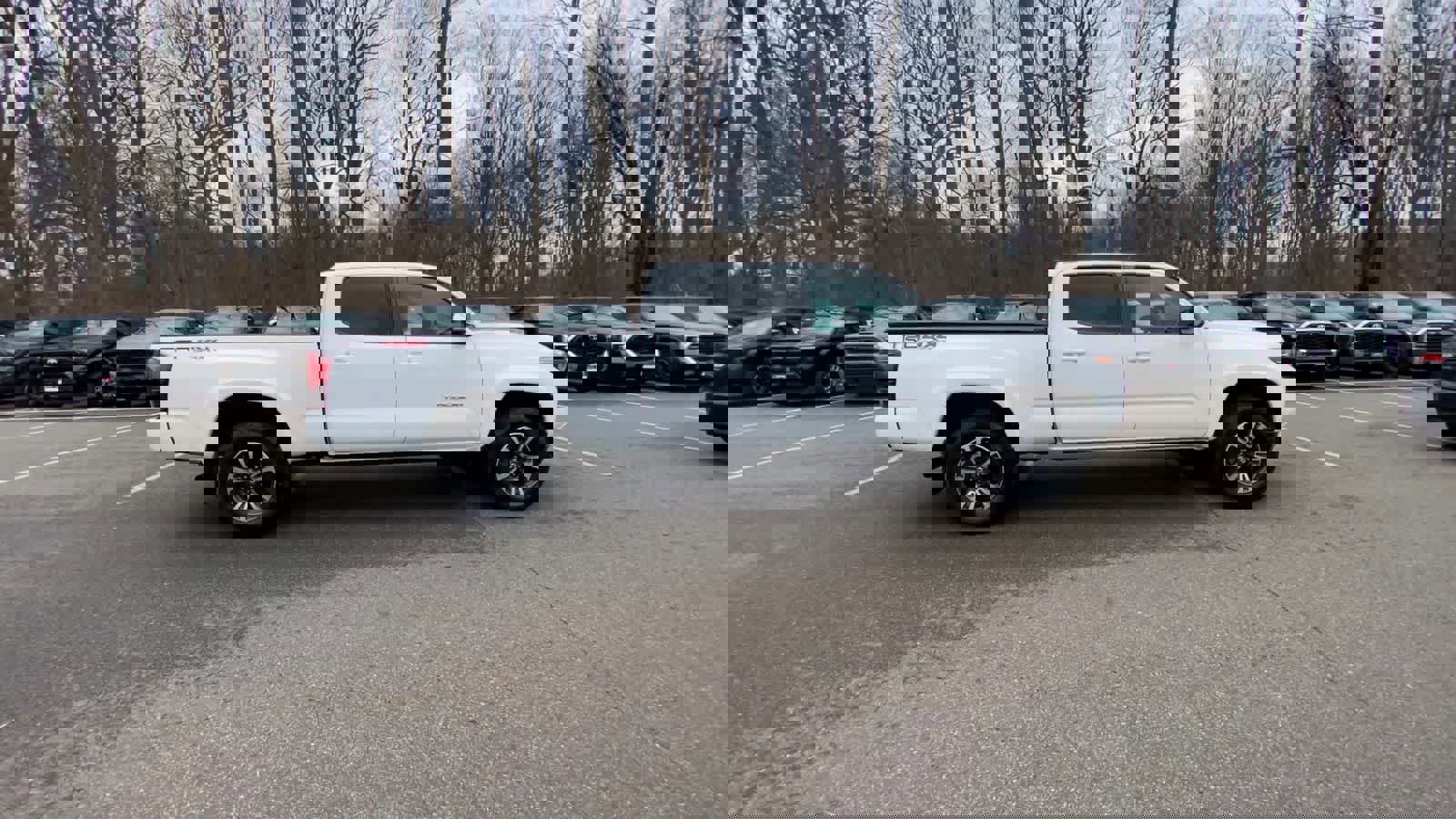 Used 2019 Toyota Tacoma TRD Sport image 9