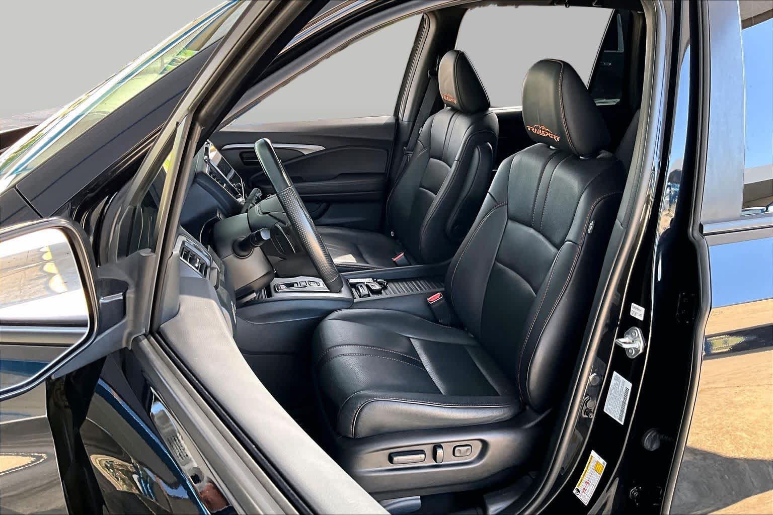 Certified 2023 Honda Passport TrailSport image 8