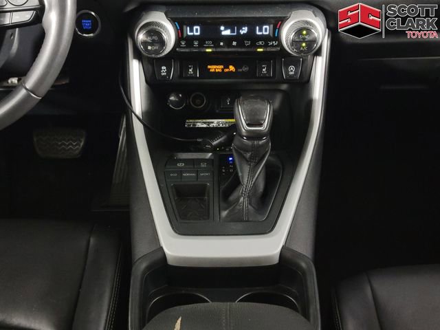 Used 2020 Toyota RAV4 XLE Premium FWD image 25