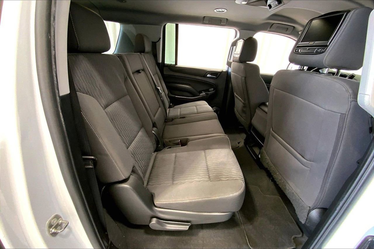 Used 2019 Chevrolet Suburban LS image 18