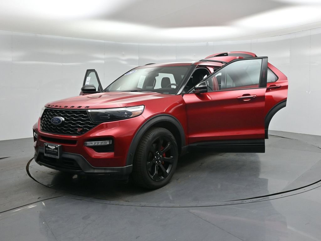 Used 2020 Ford Explorer ST w/ ST Street Pack image 28