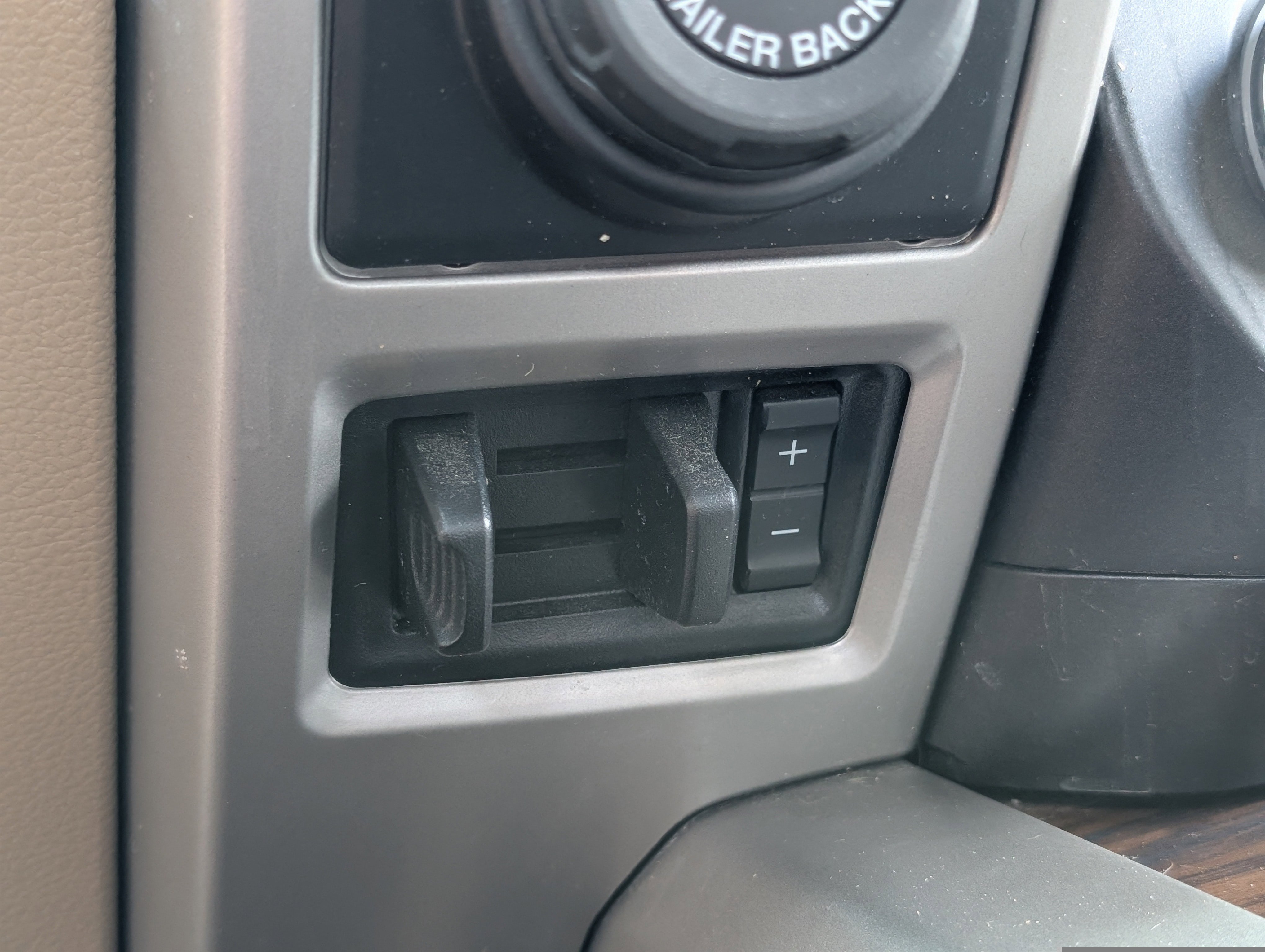 Used 2019 Ford F150 Lariat w/ Equipment Group 502A Luxury image 23